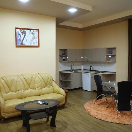 Elko Hotel Erywań Zewnętrze zdjęcie