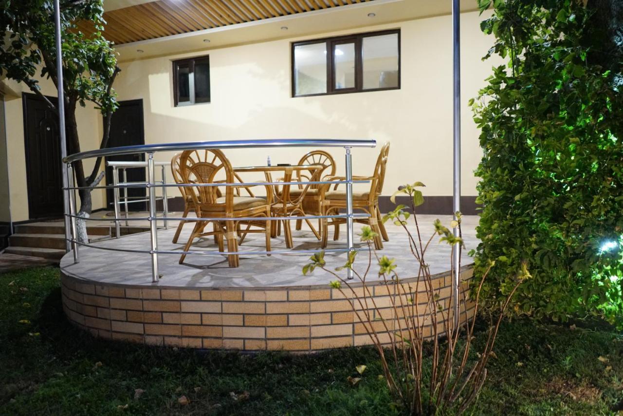 Elko Hotel Erywań Zewnętrze zdjęcie