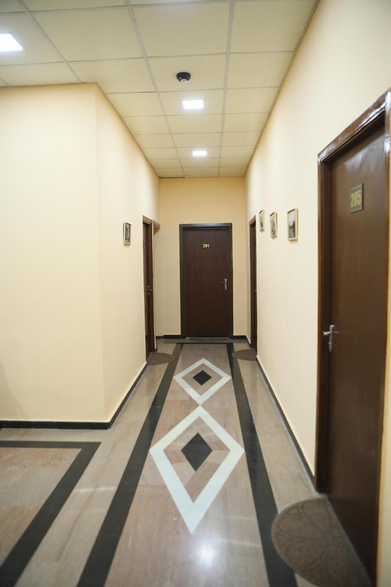 Elko Hotel Erywań Zewnętrze zdjęcie