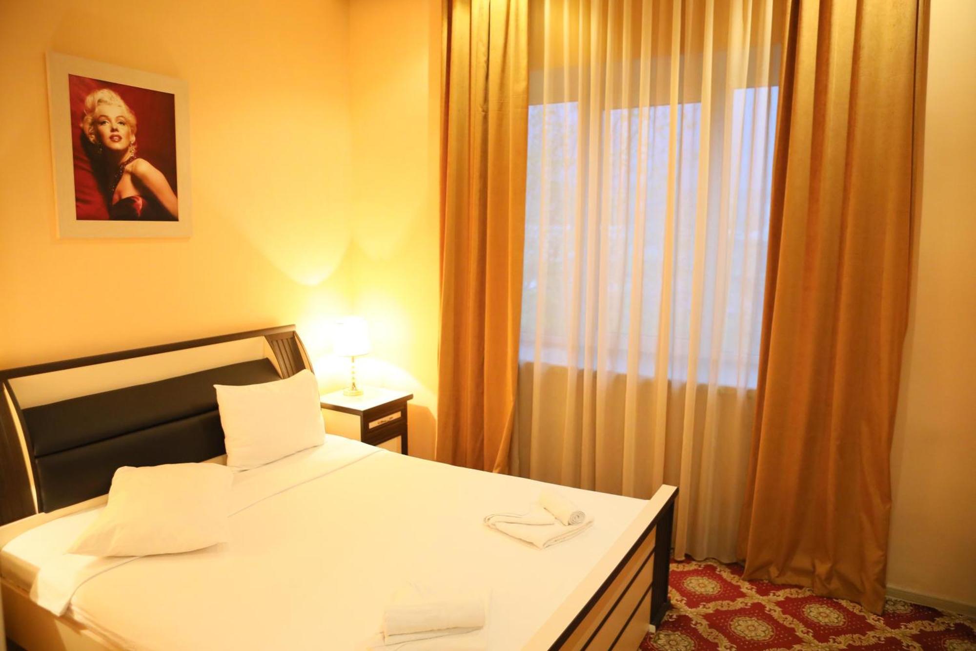Elko Hotel Erywań Zewnętrze zdjęcie