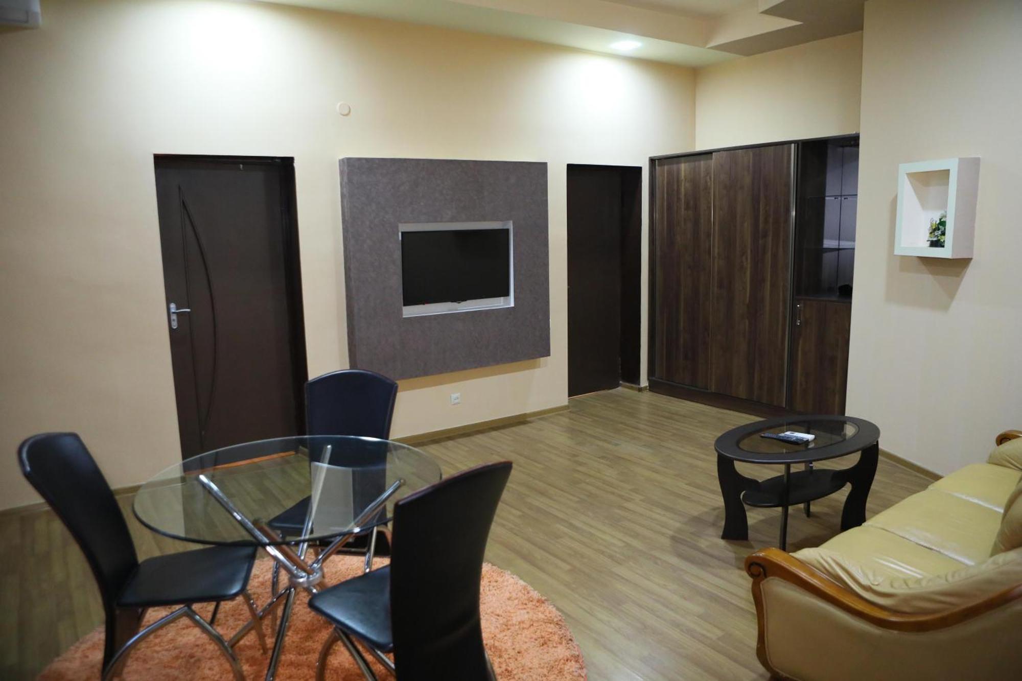 Elko Hotel Erywań Zewnętrze zdjęcie